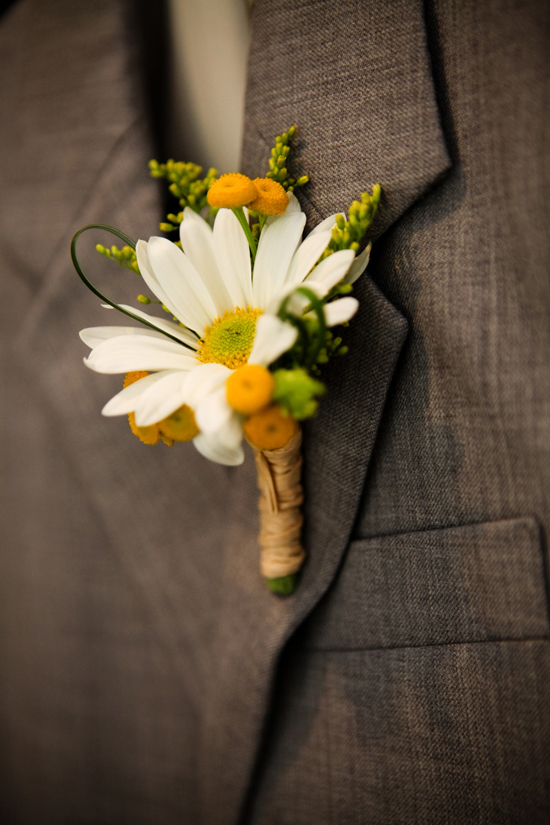 sunshine-yellow-wedding-in-lake-tahoe