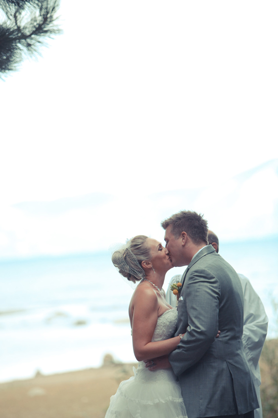 sunshine-yellow-wedding-in-lake-tahoe