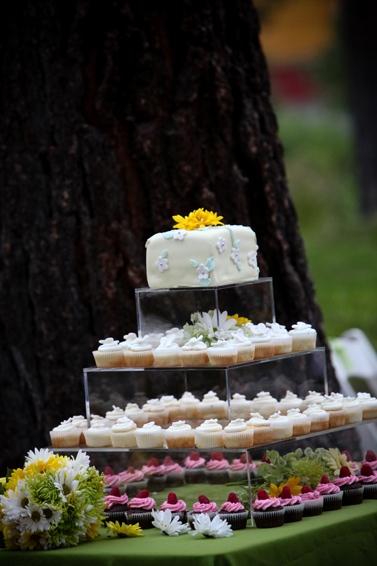 sunshine-yellow-wedding-in-lake-tahoe