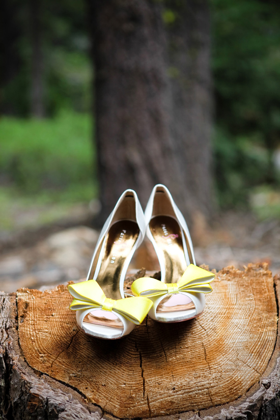 sunshine-yellow-wedding-in-lake-tahoe