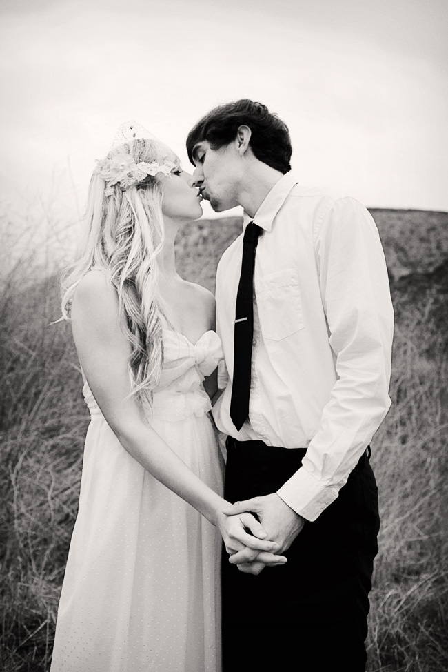 vintage-wedding-picnic
