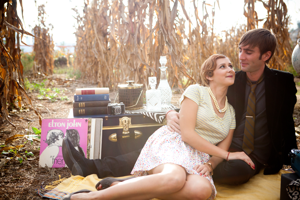 cornfield-engagement-shoot-by-shannon