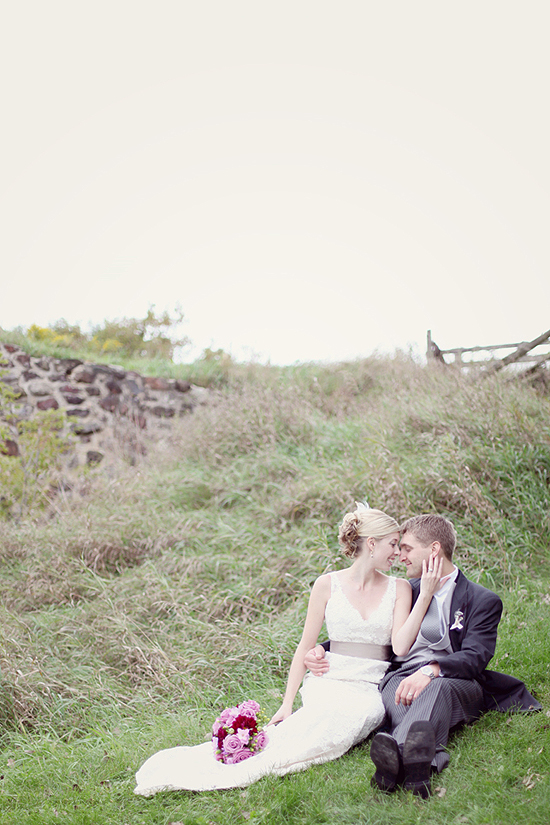 a-barn-yard-wedding-by-simply-bloom