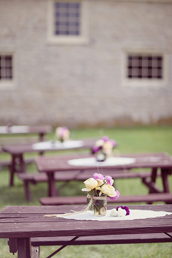 a-barn-yard-wedding-by-simply-bloom