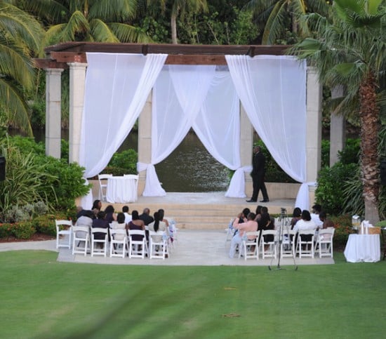 Cayman Islands Real Wedding ::  Kim and Kenyetta