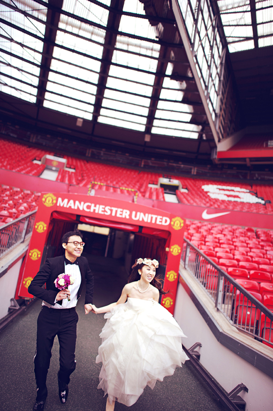manchester-stadium-wedding-engagment