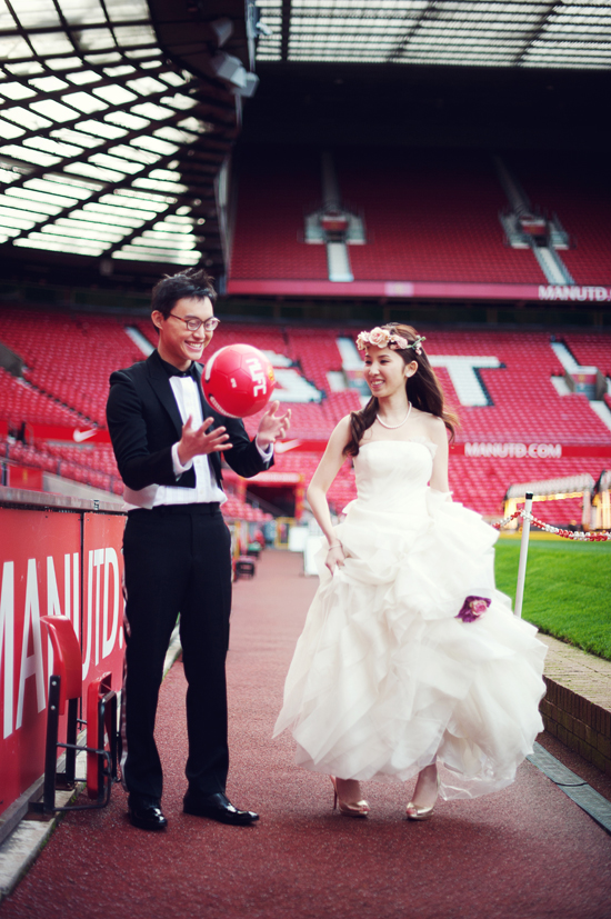 manchester-stadium-wedding-engagment