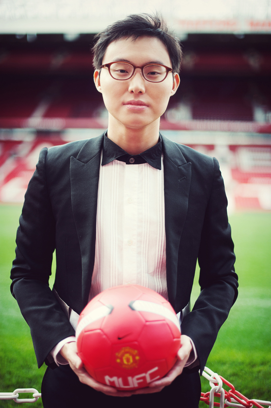 manchester-stadium-wedding-engagment
