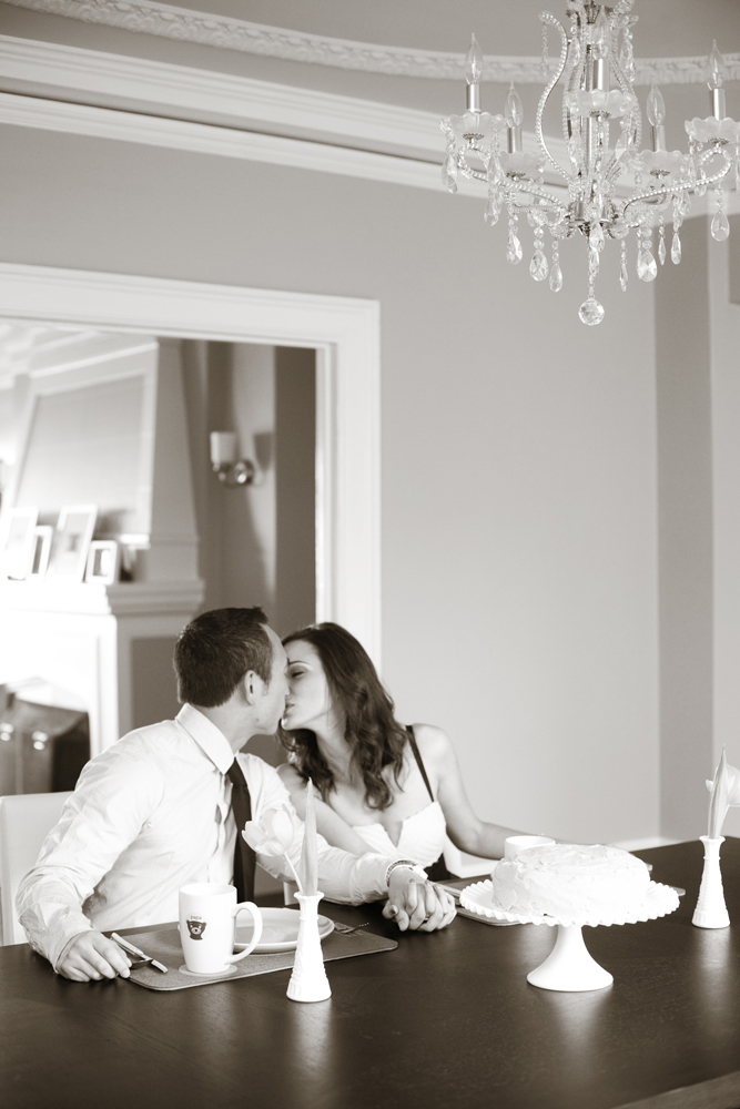 modern-engagement-shoot-from-jessamyn