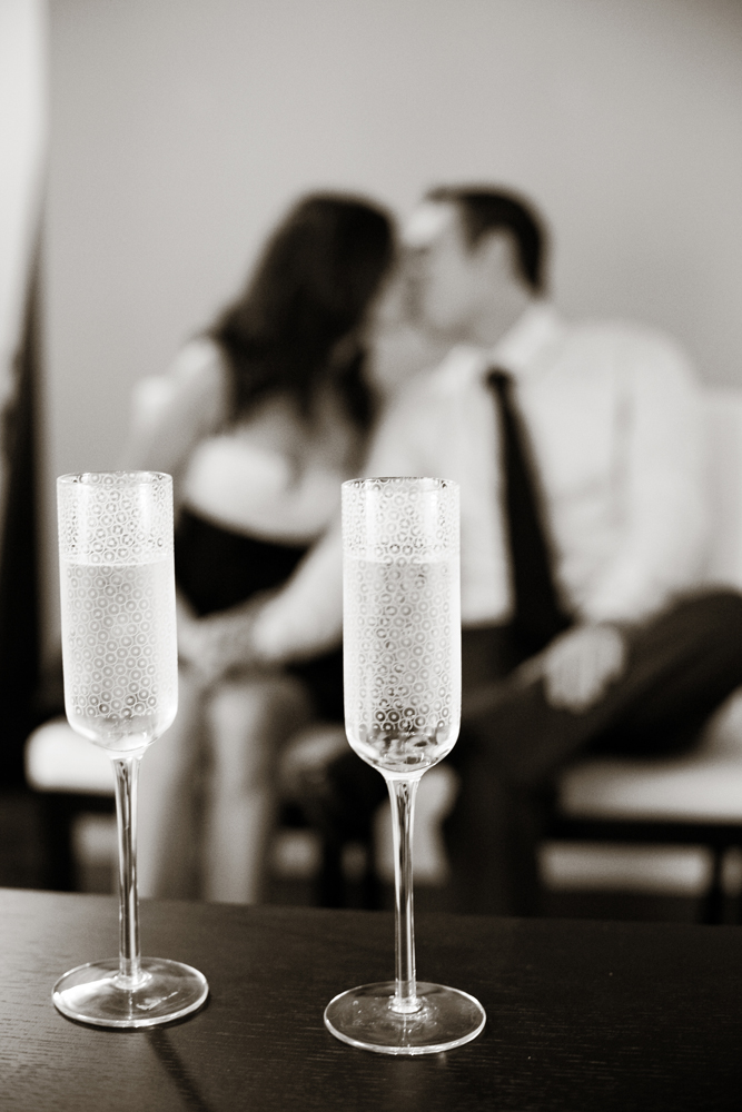 modern-engagement-shoot-from-jessamyn