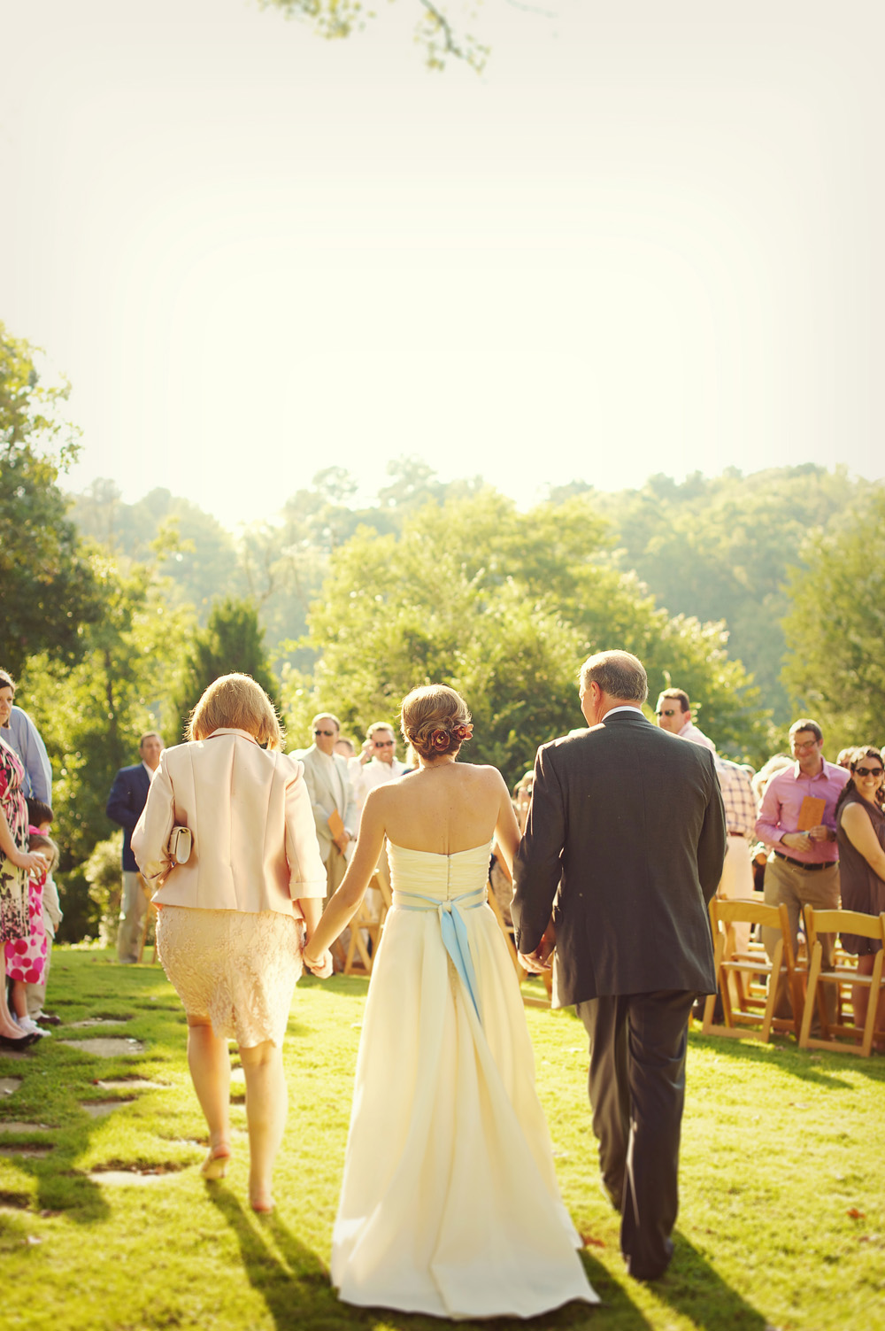 rustic-outdoor-wedding-from-the-reason