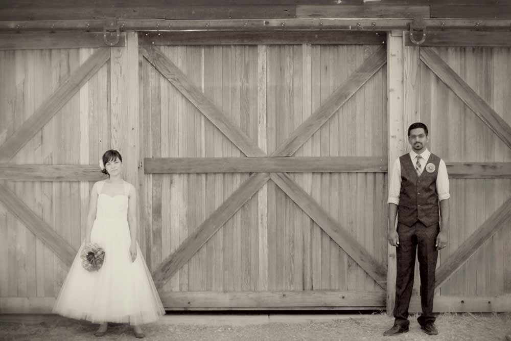 rustic-wedding-from-first-comes-love
