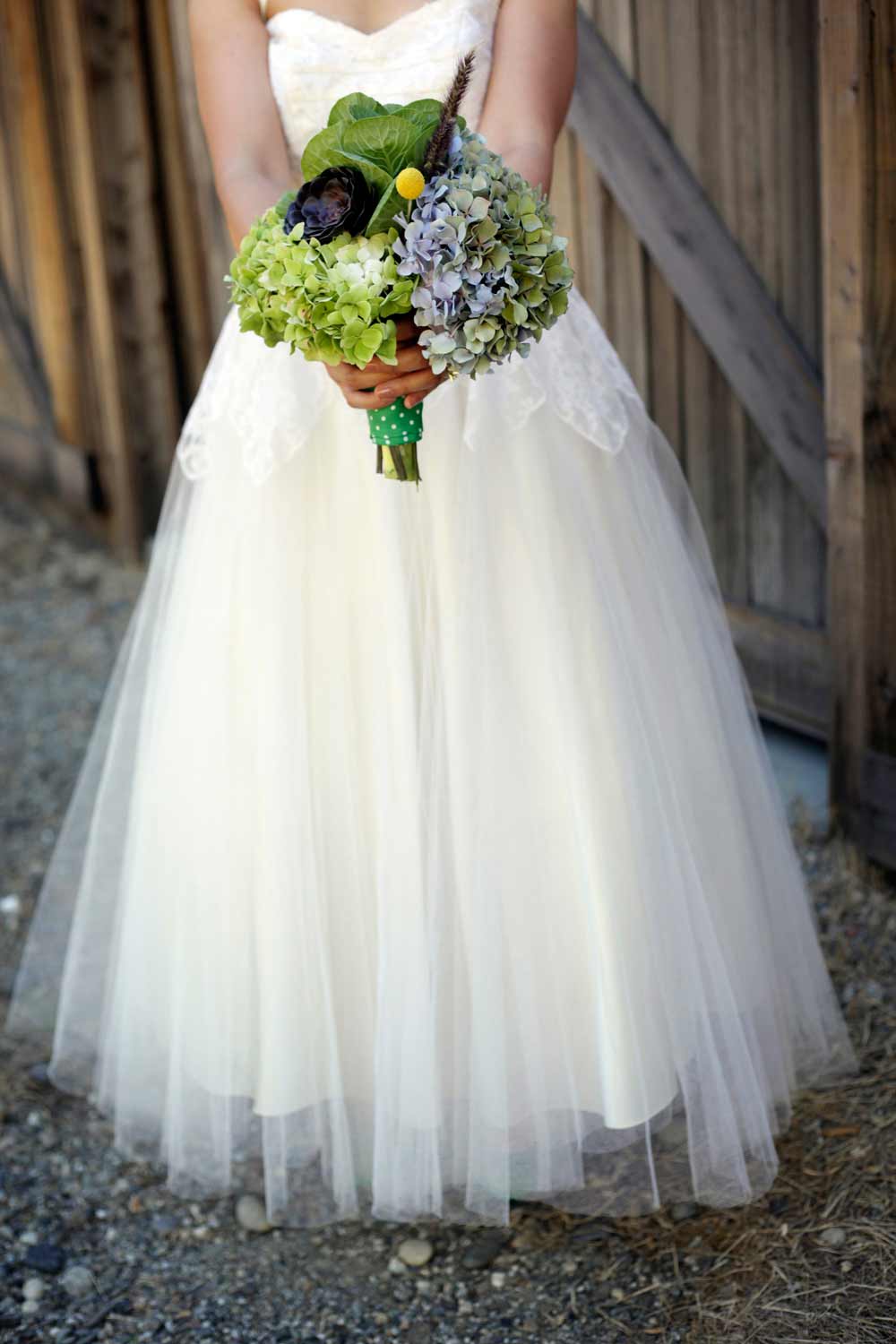 rustic-wedding-from-first-comes-love