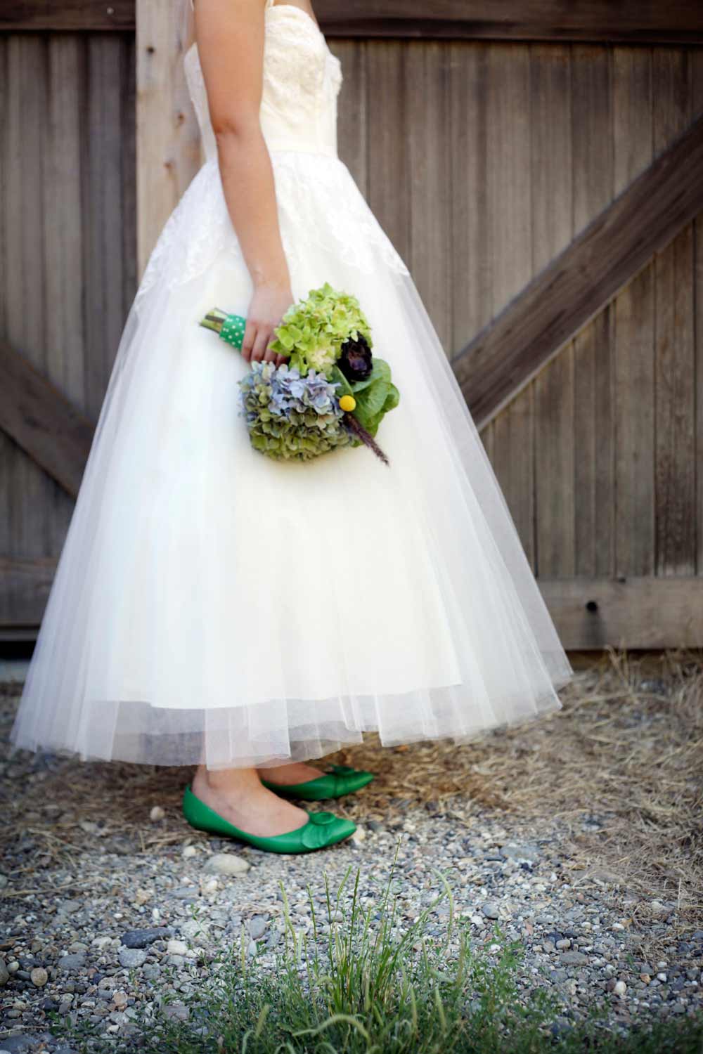 rustic-wedding-from-first-comes-love