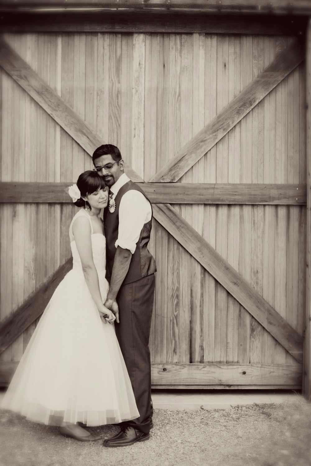 rustic-wedding-from-first-comes-love