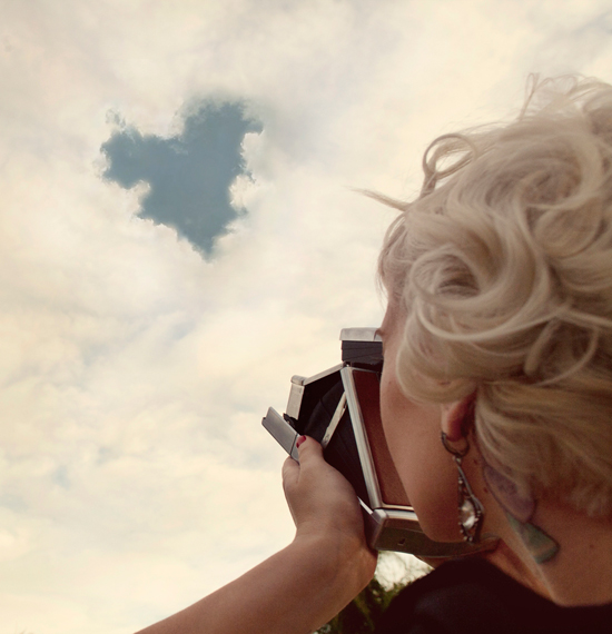 amlie-inspired-engagement-shoot