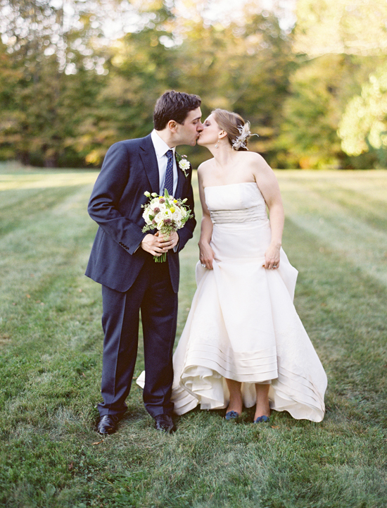 spring-time-wedding-from-jen-curtis