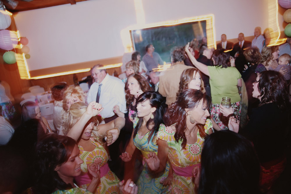 woodland-theme-fall-wedding-from-ulmer