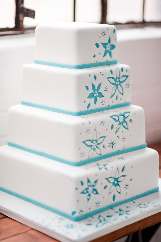 mini-wedding-cakes