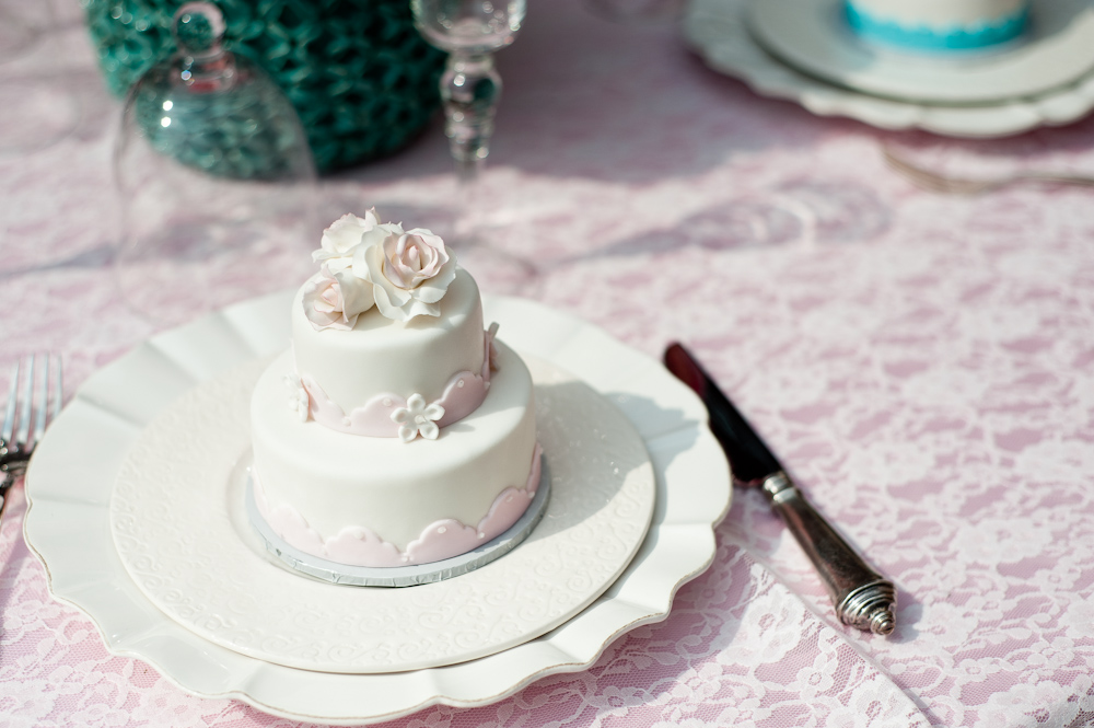 mini-wedding-cakes