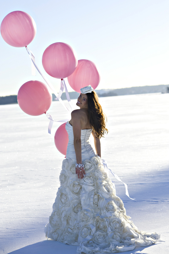 lova-wedding-dresses