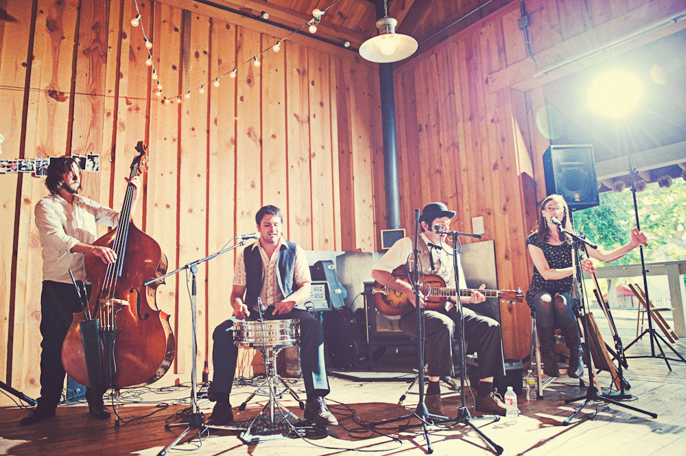 diy-idaho-barn-yard-wedding
