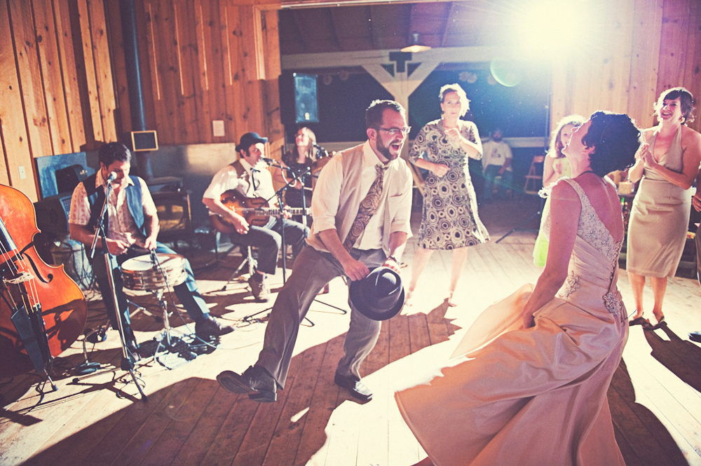 diy-idaho-barn-yard-wedding