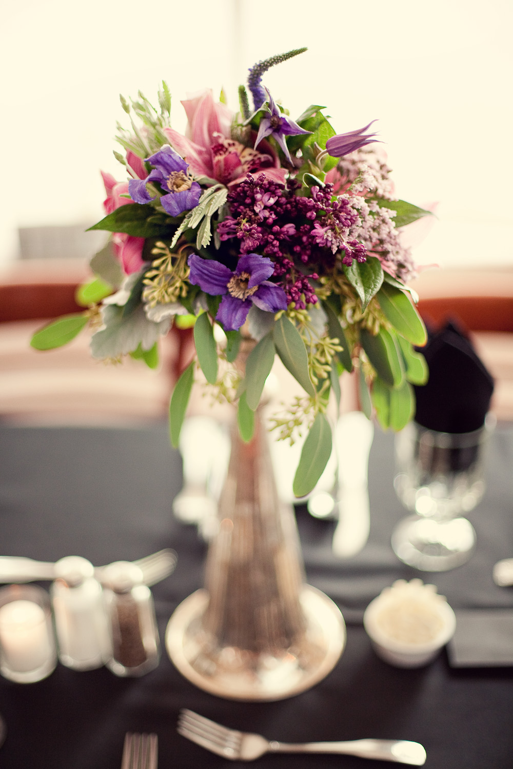 exquisite-purple-wedding-ideas