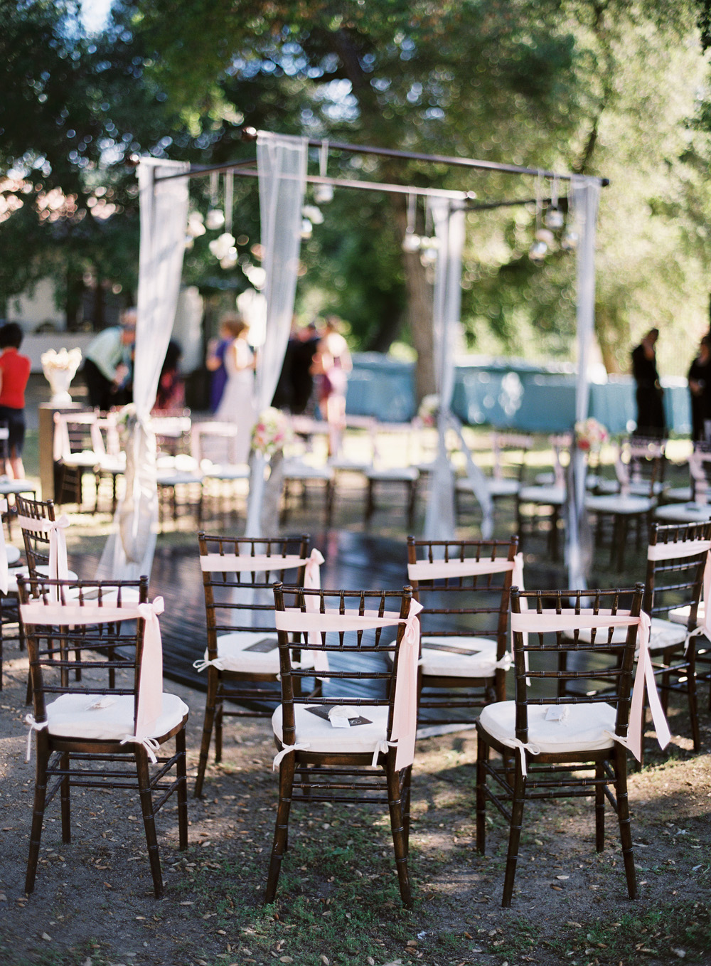 glamorous-backyard-wedding-from-ryan