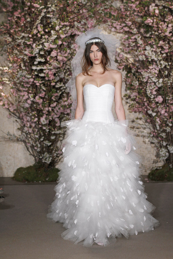 oscar-de-la-renta-2012-spring-bridal