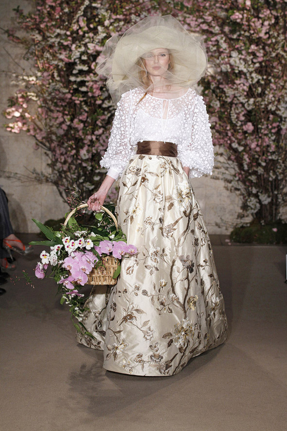 oscar-de-la-renta-2012-spring-bridal