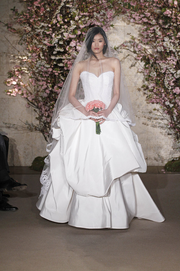 oscar-de-la-renta-2012-spring-bridal