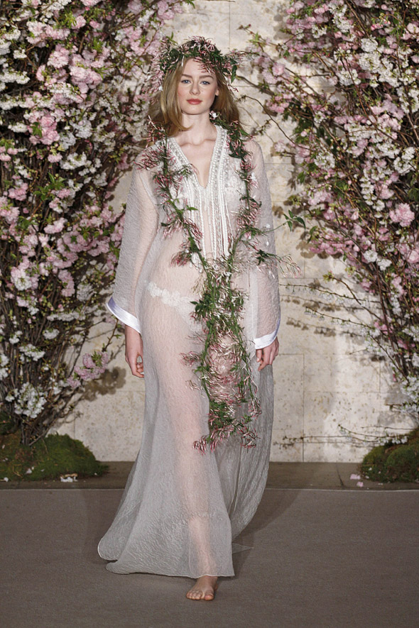 oscar-de-la-renta-2012-spring-bridal