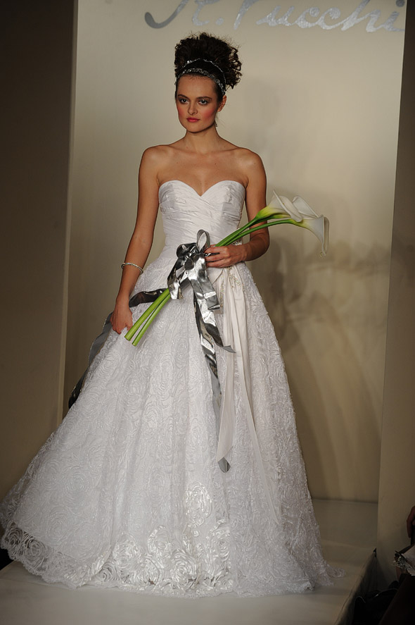 st-pucchi-spring-2011-bridal-couture