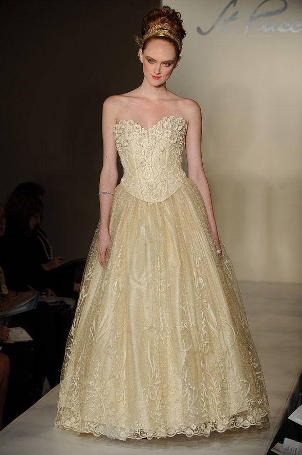 st-pucchi-spring-2011-bridal-couture