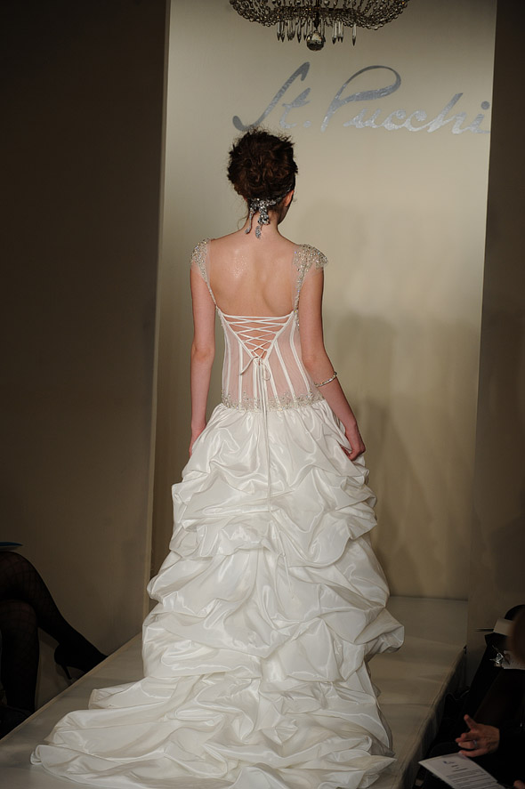 st-pucchi-spring-2011-bridal-couture