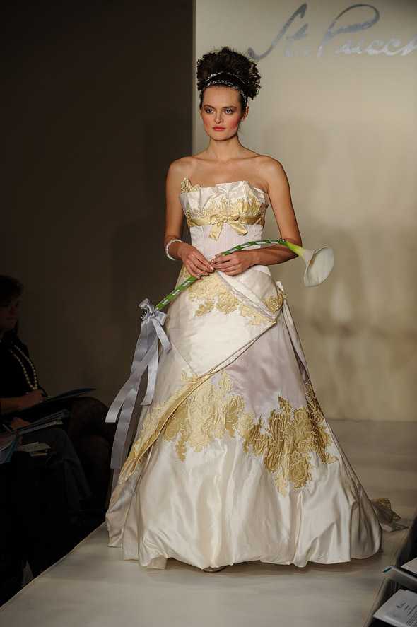 st-pucchi-spring-2011-bridal-couture