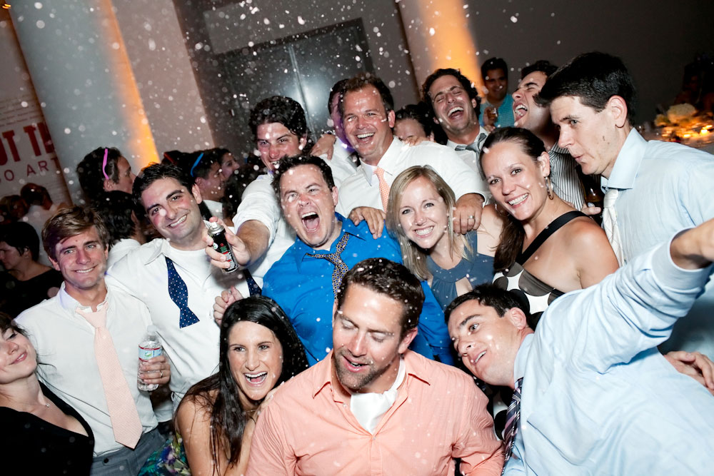 wedding-at-the-museum-of-contemporary