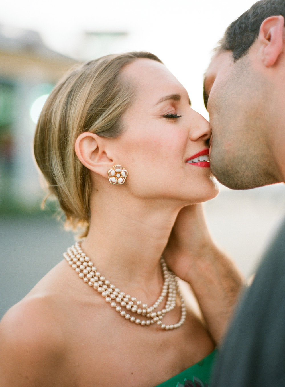 1950s-inspired-wedding-engagement