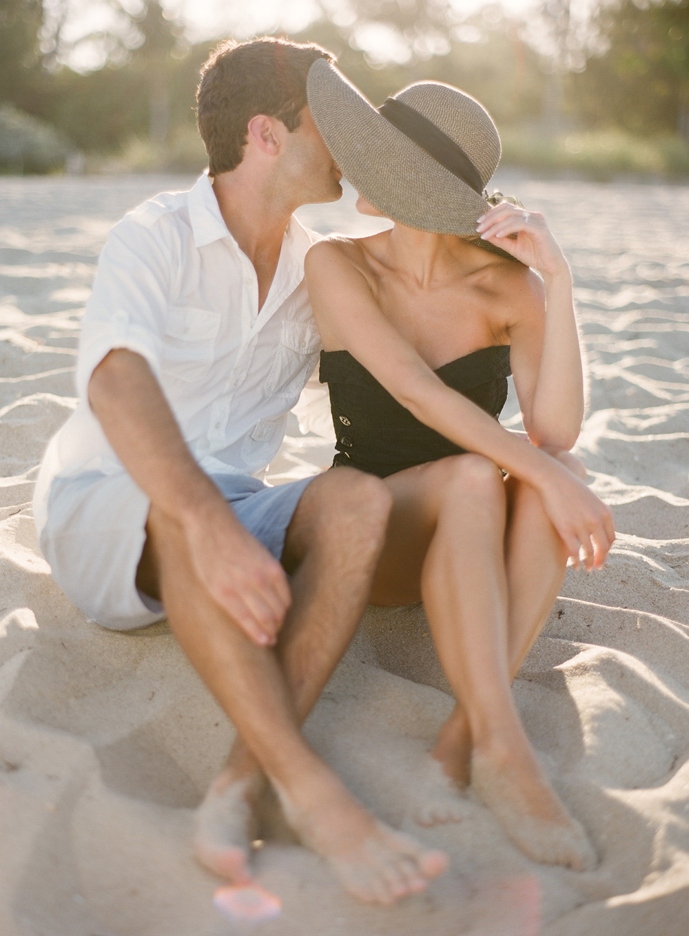 1950s-inspired-wedding-engagement
