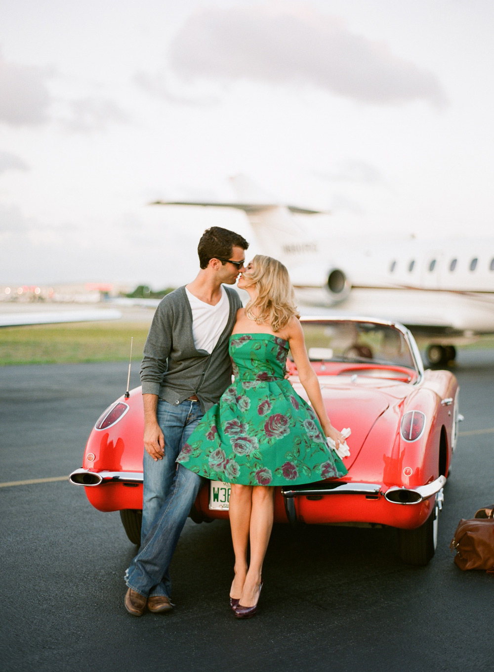 1950s-inspired-wedding-engagement