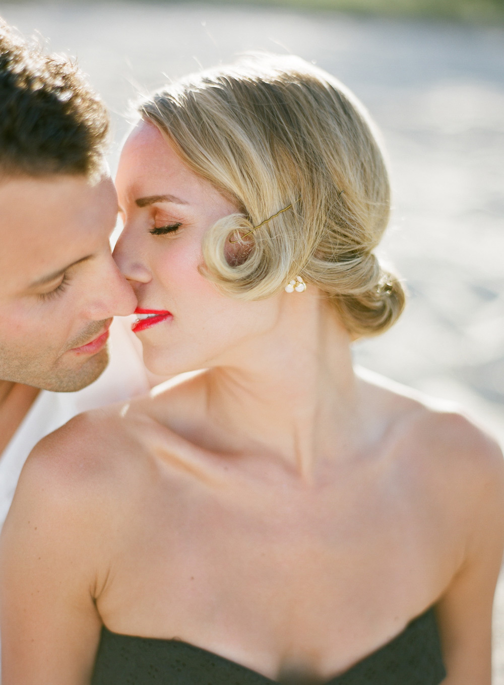 1950s-inspired-wedding-engagement