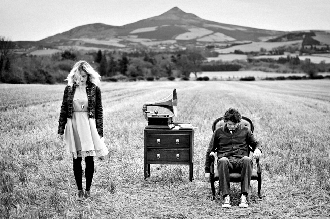 a-stylish-engagement-from-ireland