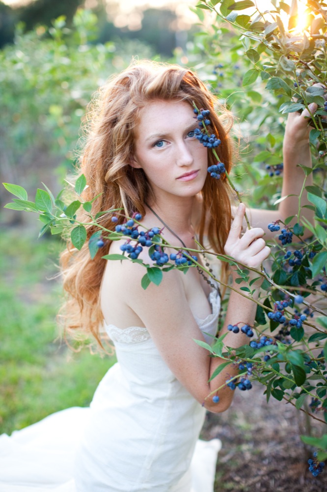 blueberry-fields-wedding-by-sarah-de
