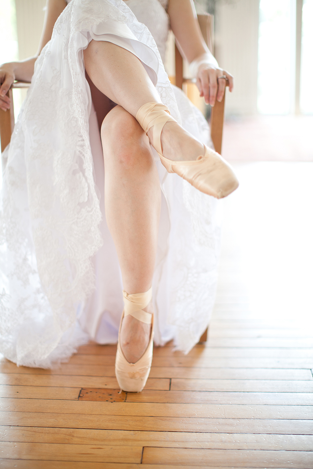 bridal-ballet-shoot-by-love-by-serena
