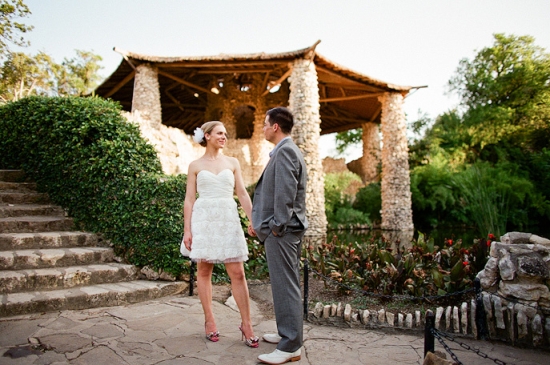 Bride and groom at Japanese Tea Garden in San Antonio