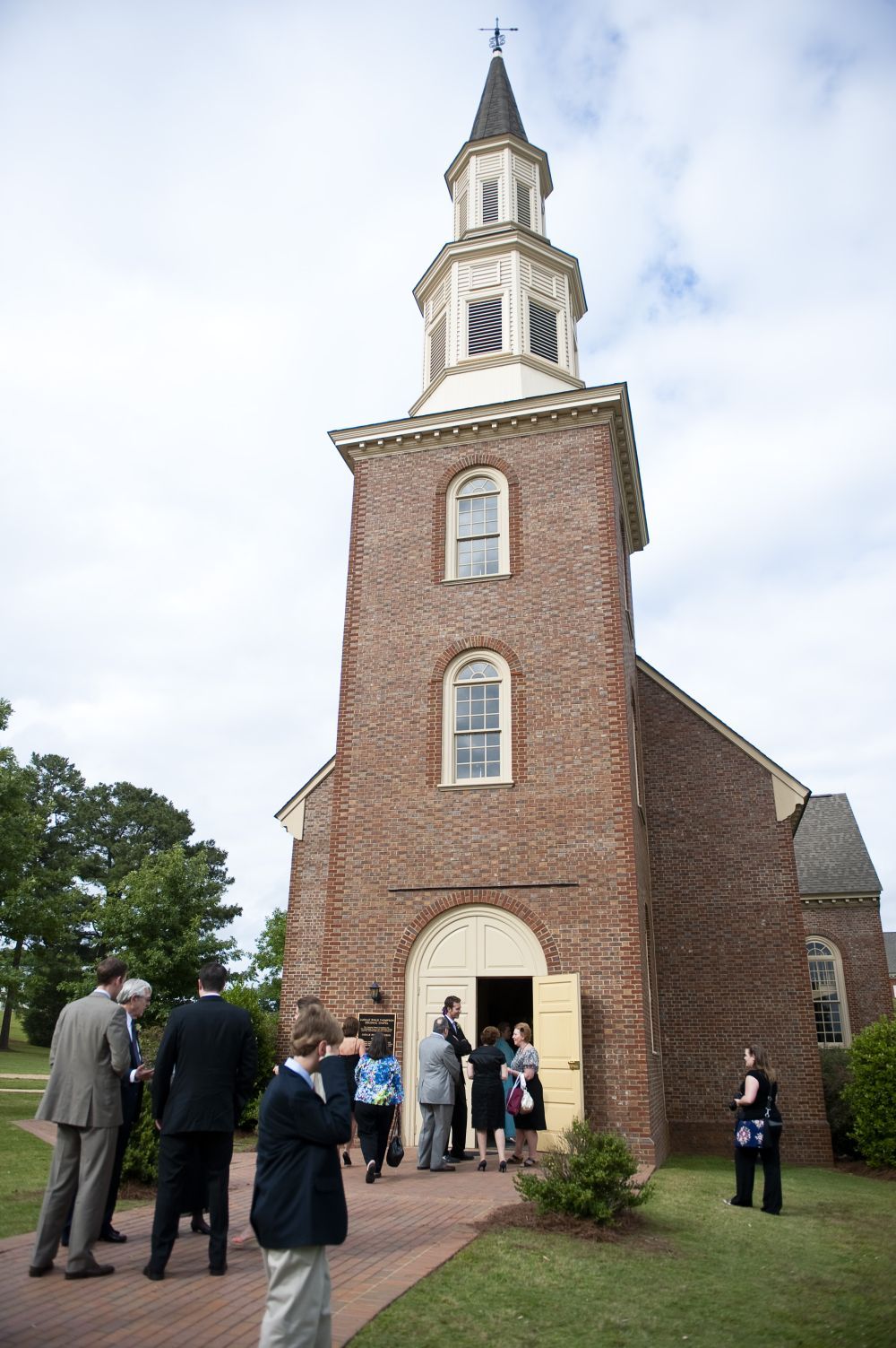 light-hearted-yet-elegant-alabama