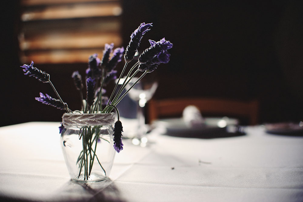 new-zealand-barn-yard-wedding