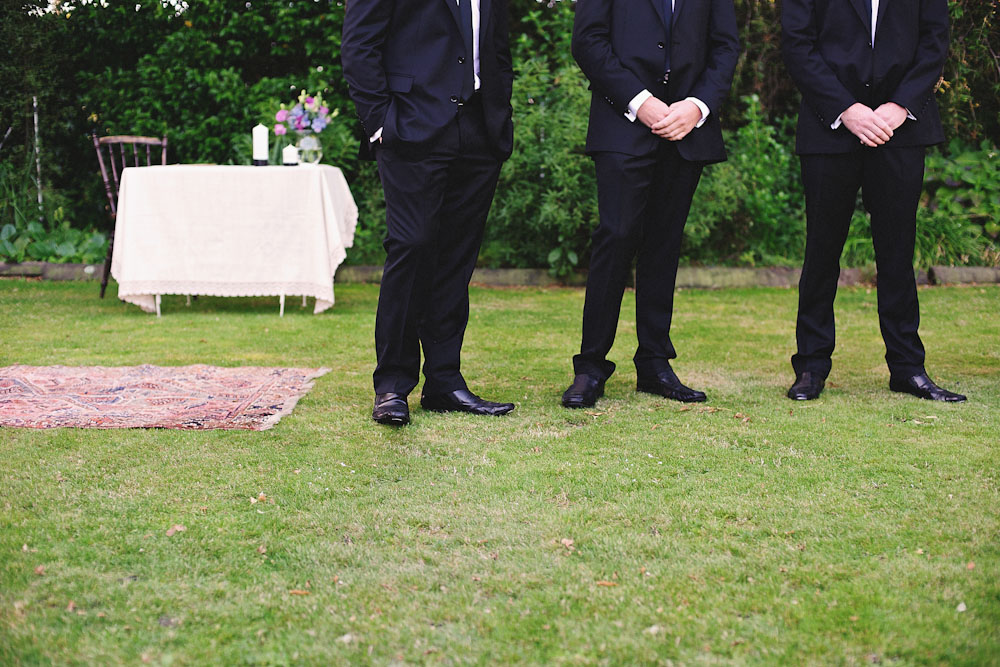 new-zealand-barn-yard-wedding