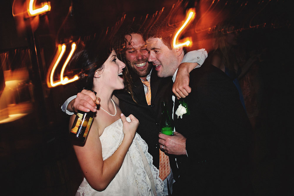 new-zealand-barn-yard-wedding